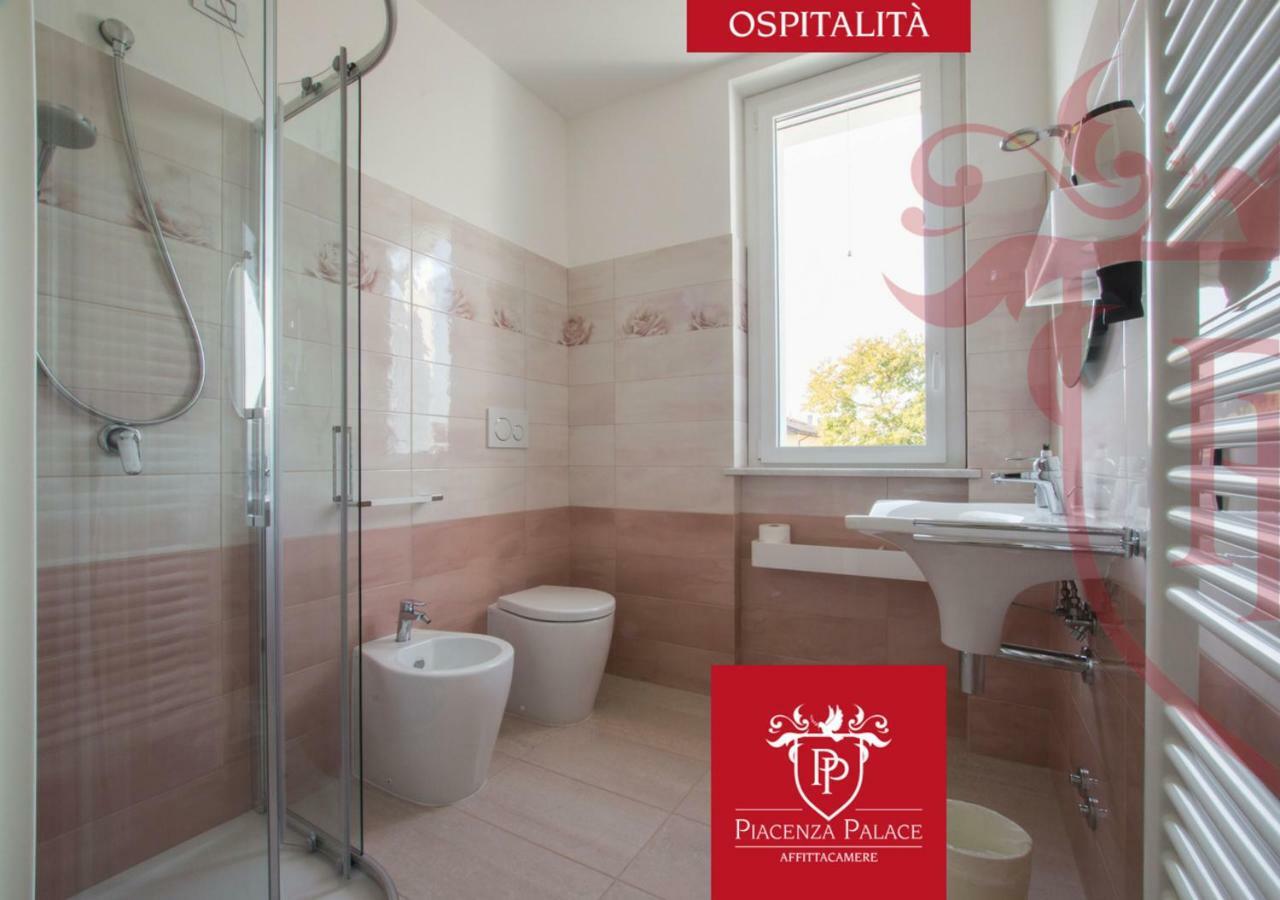 Affittacamere Piacenza Palace Extérieur photo